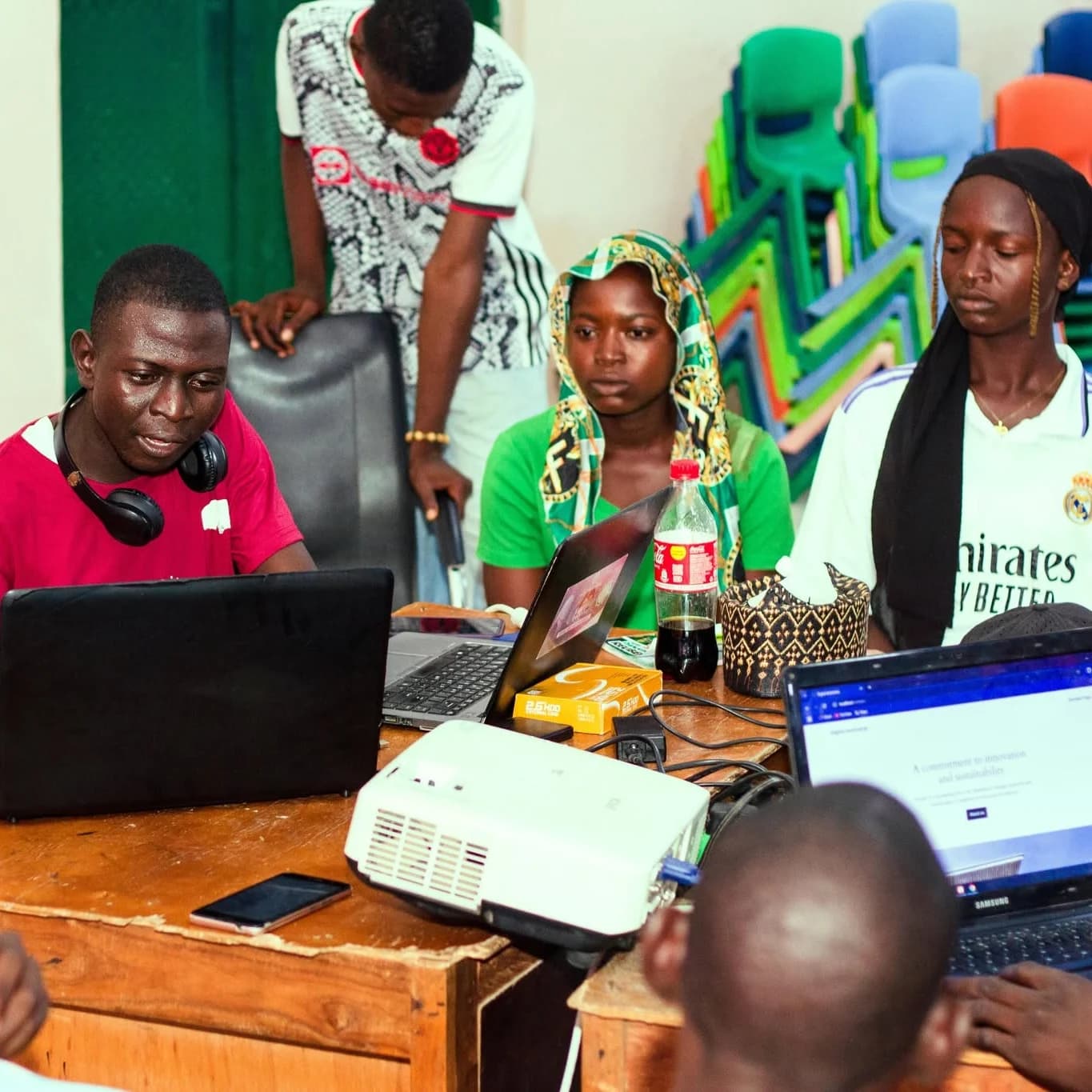 Why Digital Skills Are No Longer Optional for Teenagers