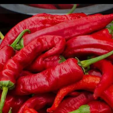 Headline: The "Ata Shombo" Secret: Why Your Stew’s Color (and Flavor) Depend on Chemistry. 🌶️