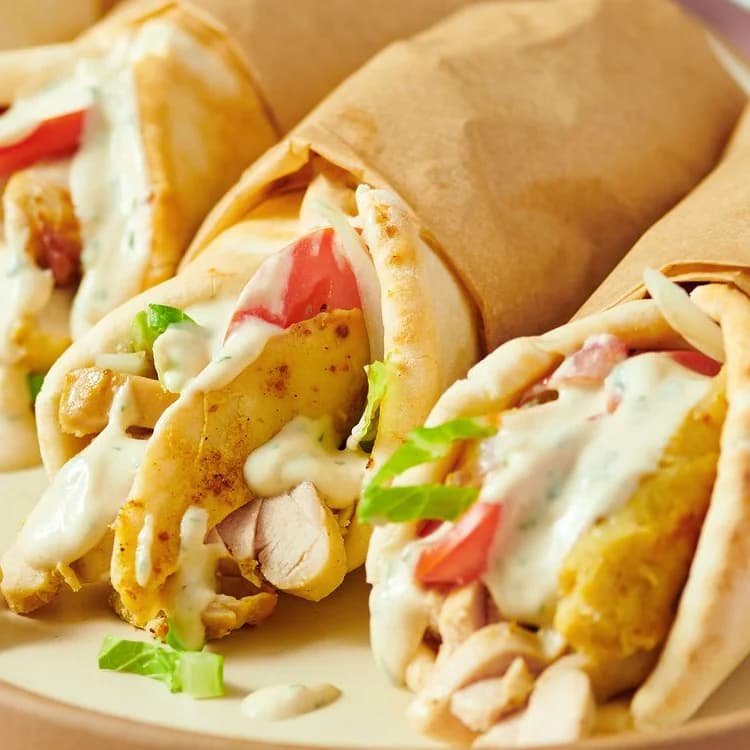 Can I find really good shawarma spots in Jos?