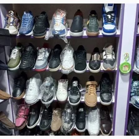 Best Hidden Stores in Lagos for Original Sneakers Under ₦50k