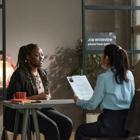 How to Answer “Tell Me About Yourself” in an Interview Without Rambling