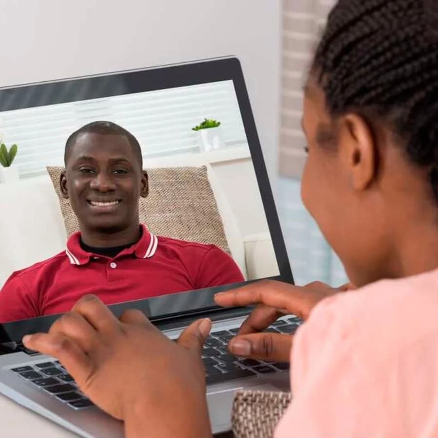 Does a Long-Distance Relationship Really Work?