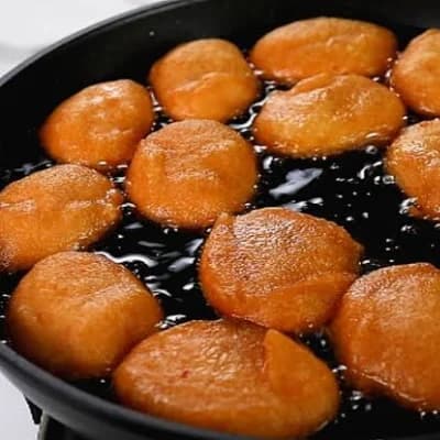 Nigerians can't live without suya and akara😁