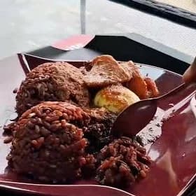 Where to get authentic Ghanaian food in Lagos