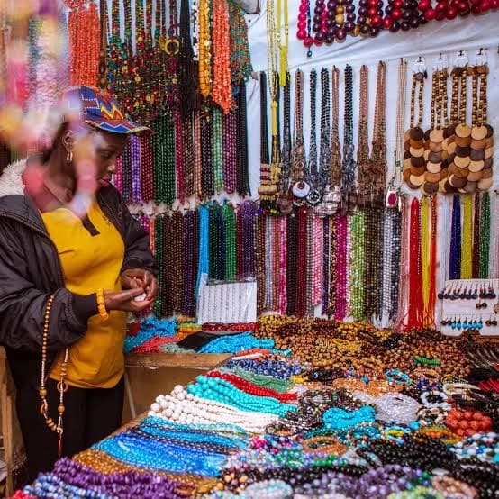 Where Tourists Can Get Souvenirs in Lagos