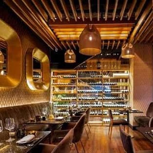 I Visited 3 Popular Restaurants So You Don’t Waste Your Money