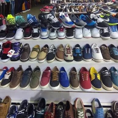 Best Hidden Stores in Lagos for Original Sneakers Under ₦50k