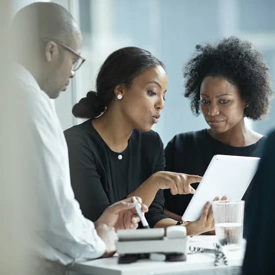 4 LinkedIn Messages That Can Help You Land Your Next Job