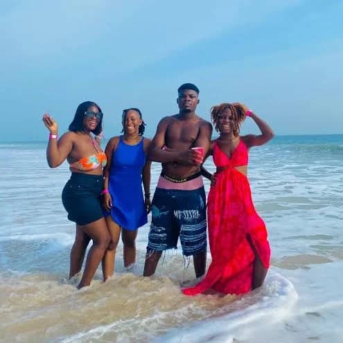 Beaches to Visit in Lagos ๐๏ธ๐๐