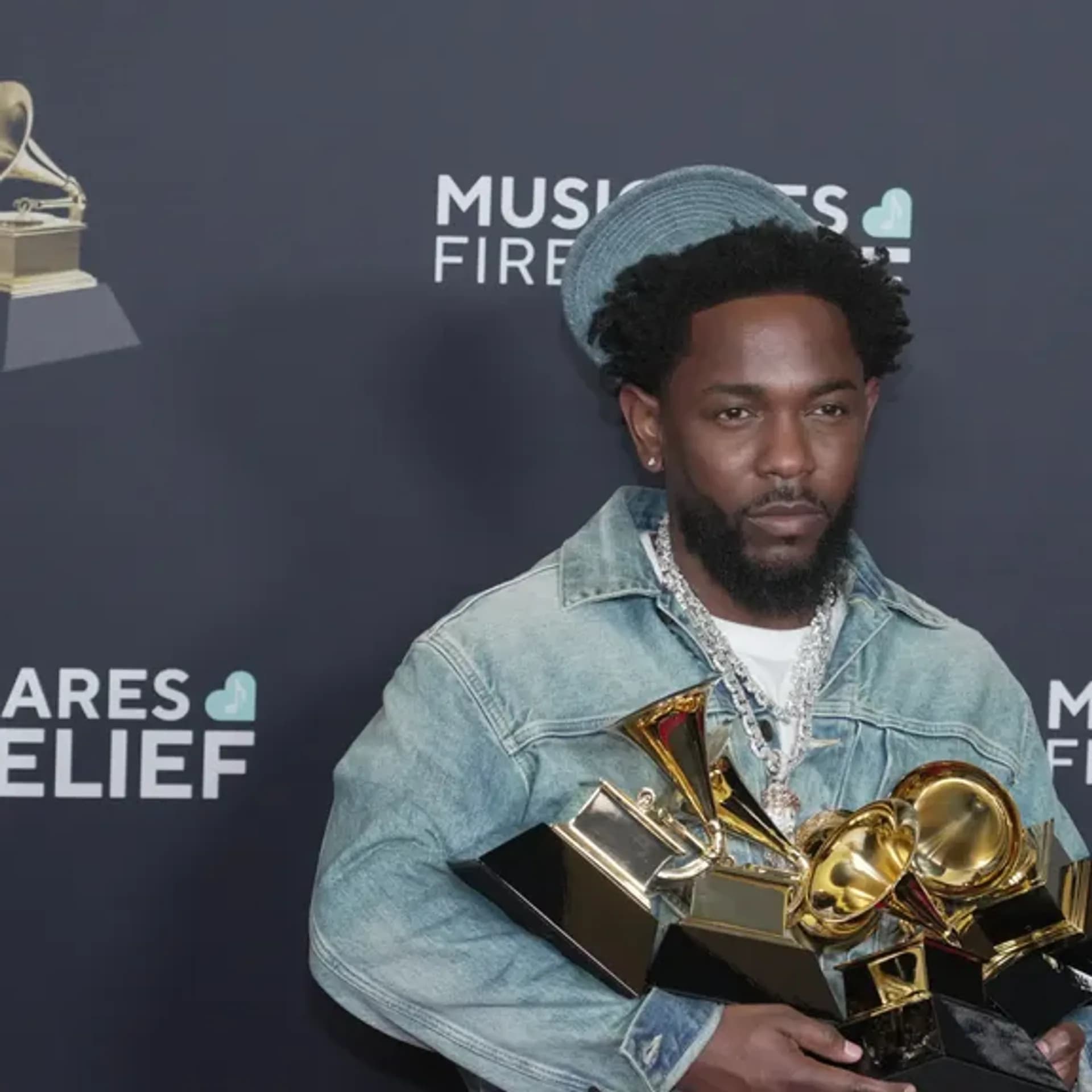 Let's go to the 68th Grammy's