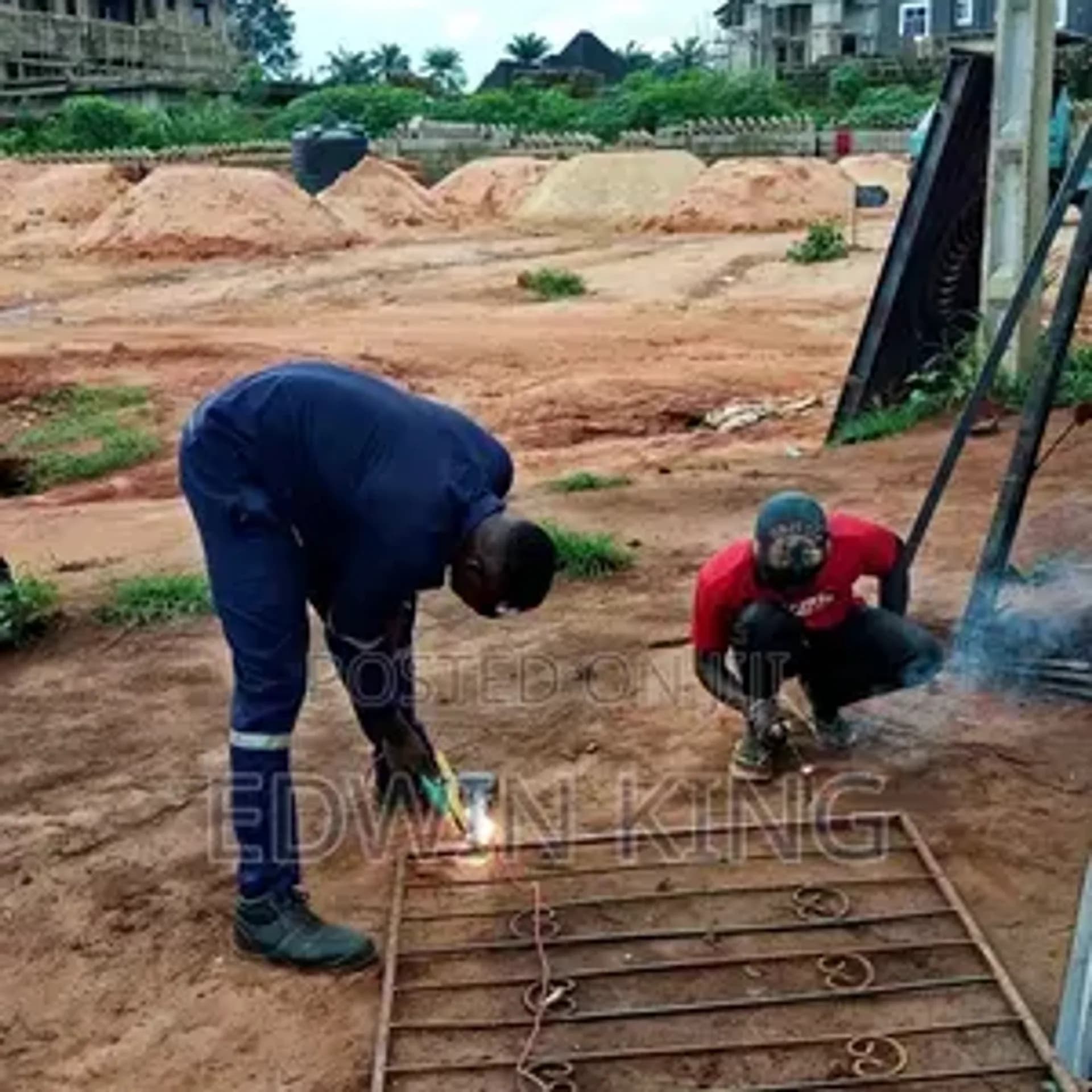 The Welder Who Never Advertised — Yet Built Half the Gates on His Street
