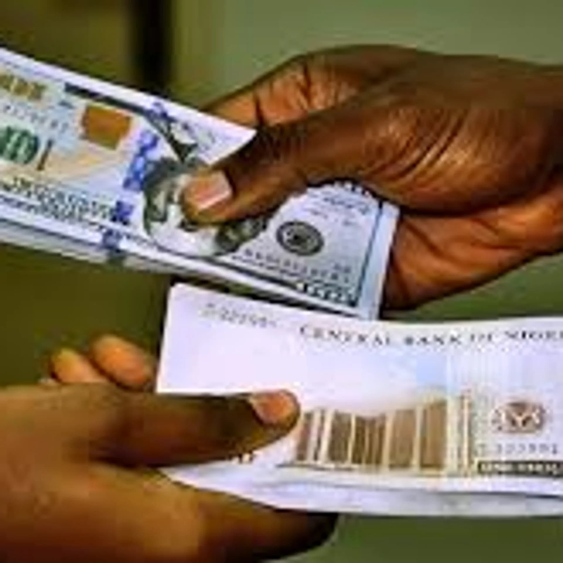 Naira Gains ₦10 Against Dollar as FX Market Shows Early 2026 Stability