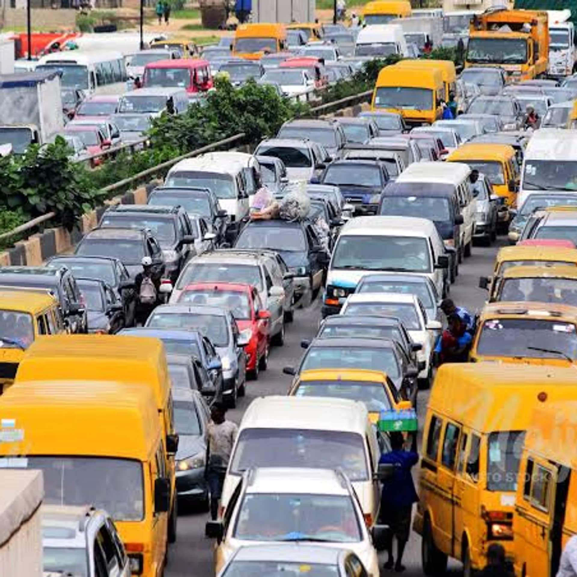 How Lagosians Manage Anxiety During Traffic-Heavy Commutes