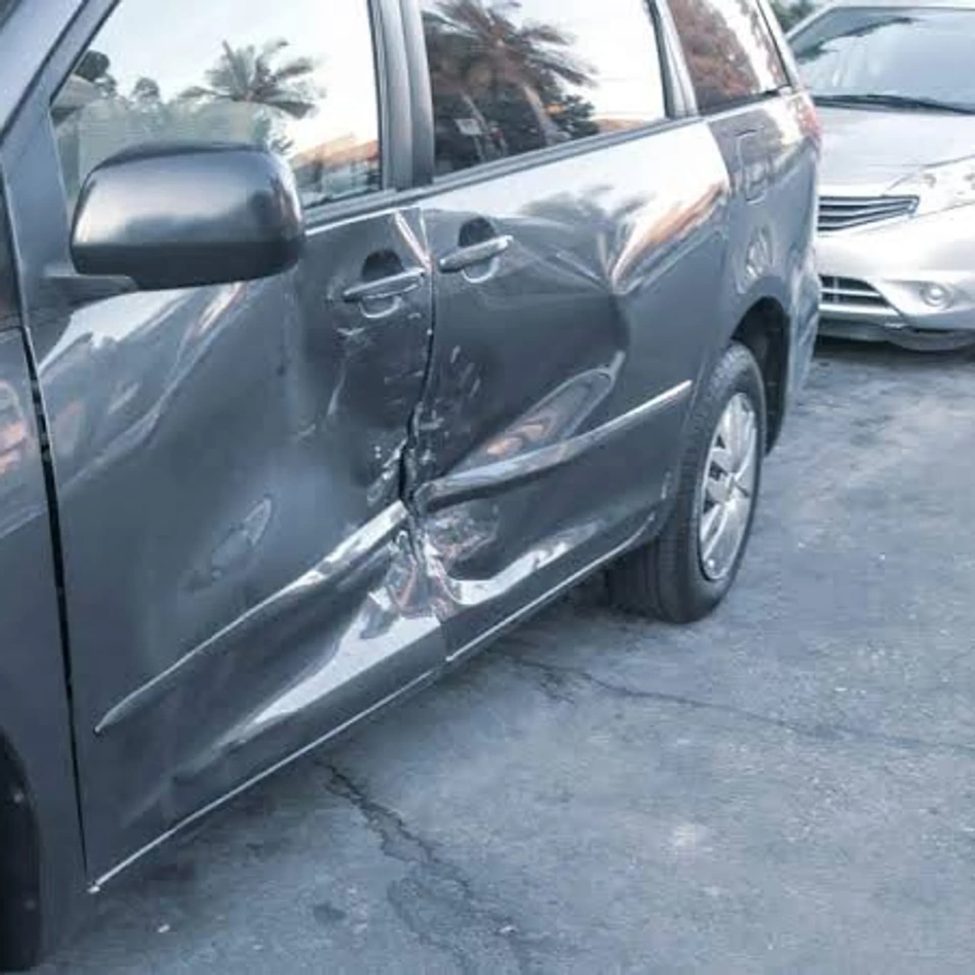 What to do when someone hits your car in Lagos traffic